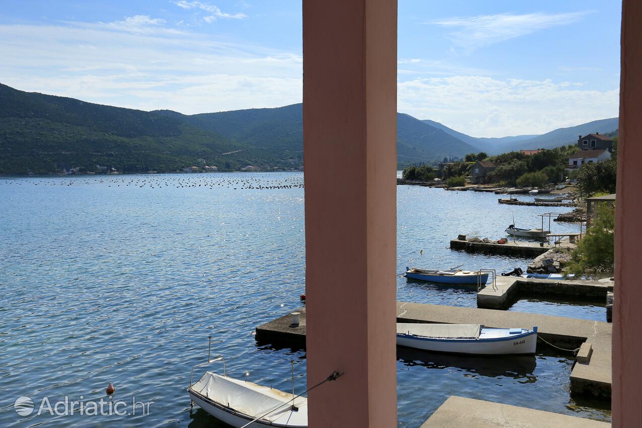 A-10123-b - Private accommodation - Apartments by the sea Žuronja, Pelješac