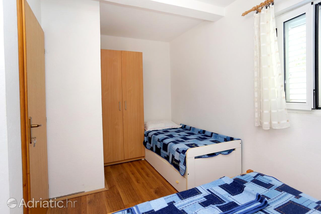 A-10123-c - Private accommodation - Apartments by the sea Žuronja, Pelješac