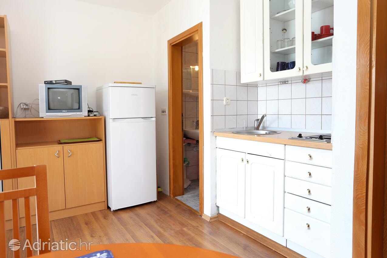 A-10123-c - Private accommodation - Apartments by the sea Žuronja, Pelješac