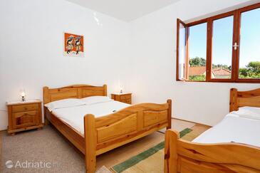 Apartments with parking space Trpanj, Pelješac - 10131