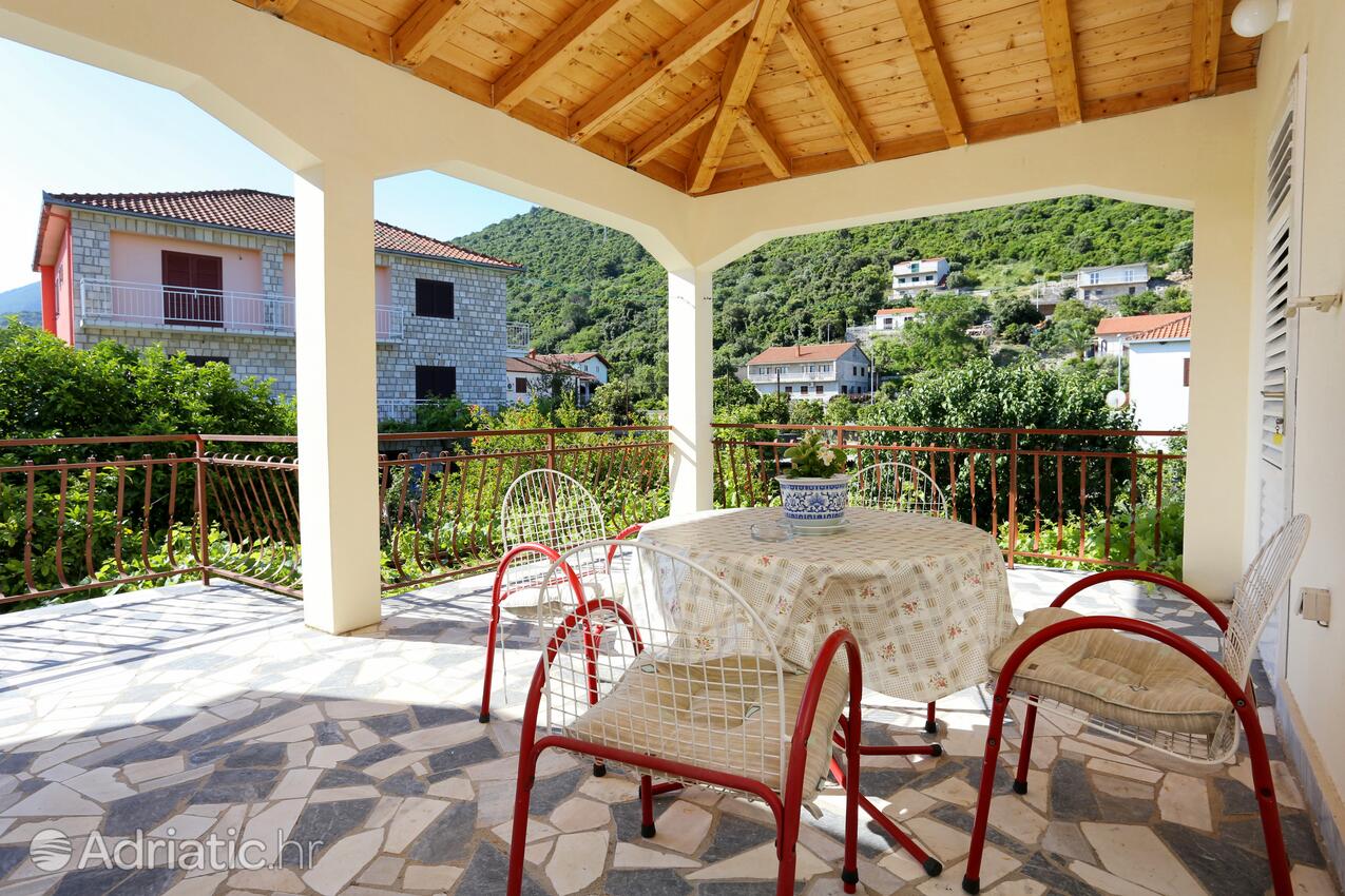 Appartements avec parking Trpanj, Peljesac - 10131