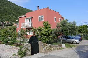 Apartments by the sea Trpanj, Pelješac - 10136