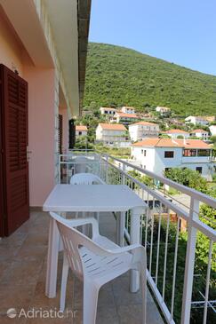 Apartments with parking space Trpanj, Pelješac - 10148