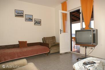 Apartments by the sea Pisak, Omiš - 1016