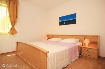 Apartments with parking space Kučište - Perna, Pelješac - 10161