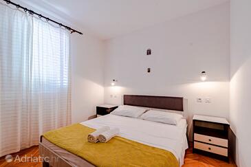 Apartments by the sea Kneža, Korčula - 10168