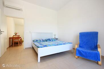 Apartments with parking space Orebić, Pelješac - 10173