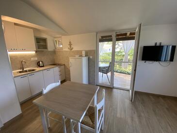 Apartments Lovište, South Dalmatia