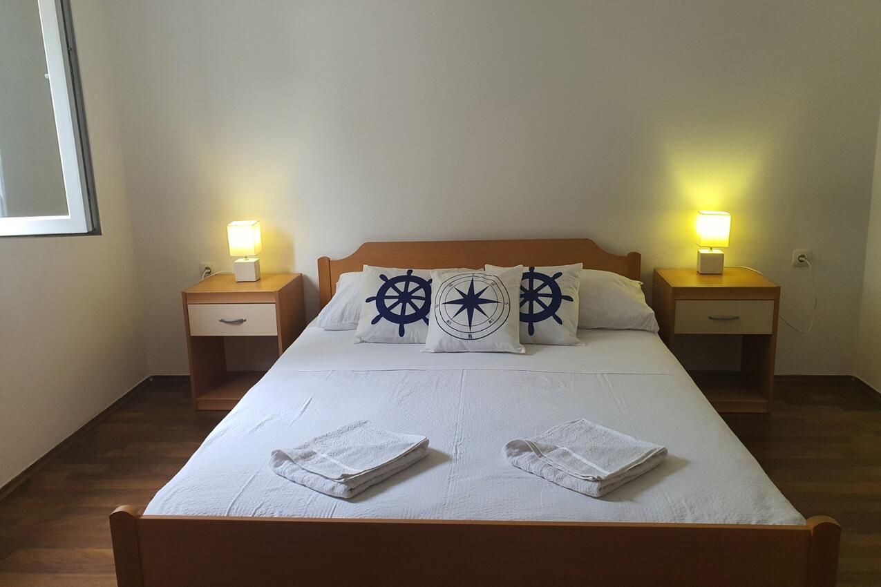A-10210-b - Private accommodation - Apartments by the sea Cove Pještata, Pelješac