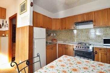 Apartmaji ob morju Zavode, Omiš - 1022
