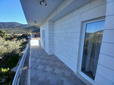 Apartments by the sea Kabli, Pelješac - 10225