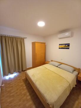 Apartments by the sea Kabli, Pelješac - 10225