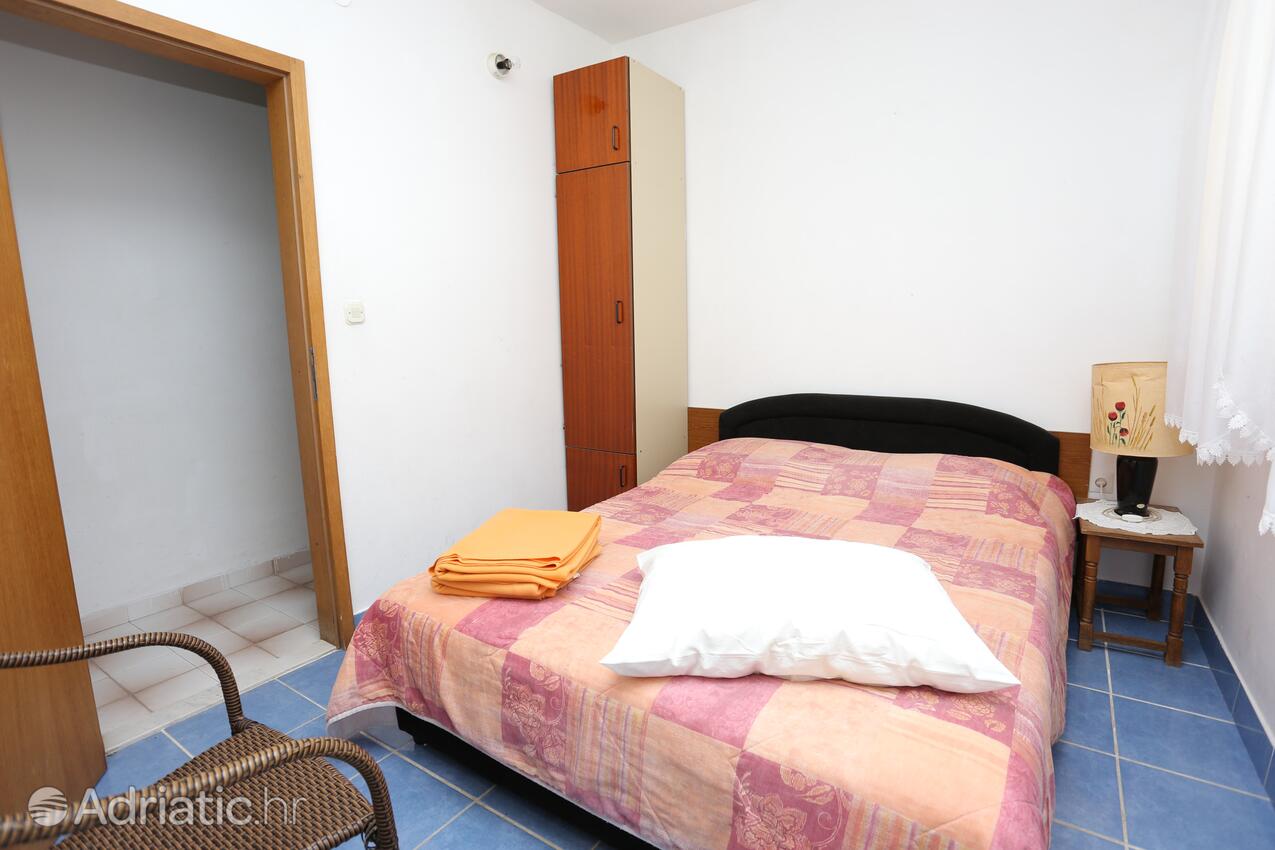 A-1024-a - Alloggi privati - Appartamenti accanto al mare Marussici - Marušići, Almissa - Omiš