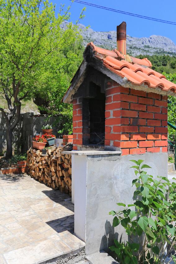 Giardino - Appartamenti accanto al mare Marussici - Marušići, Almissa - Omiš