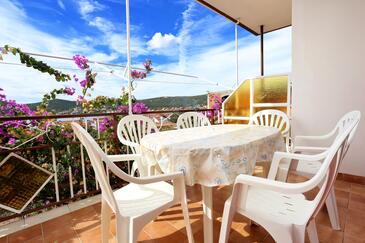 Two bedroom apartment Vinišće, Trogir (A-10241-b(