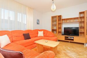 Apartament cu patru camere Podstrana, Split (A-10249-b)