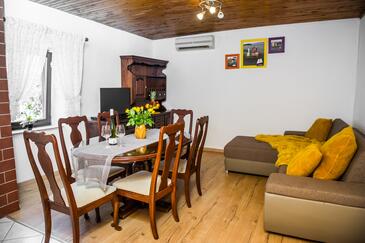 Apartments by the sea Kaštel Štafilić, Kaštela - 10264