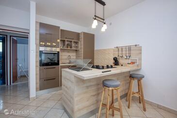 Apartments by the sea Rogoznica - 10268