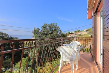 Apartments with parking space Stanići, Omiš - 1027