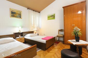 Apartments by the sea Stanići, Omiš - 1028