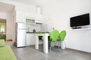 Appartementen aan zee Duce, Omis - 10304