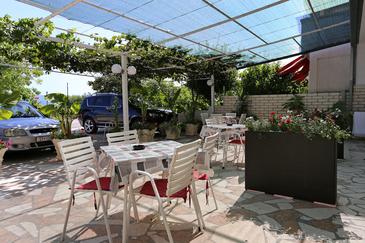 Egyszobás apartman Duce, Omis (A-10304-b)
