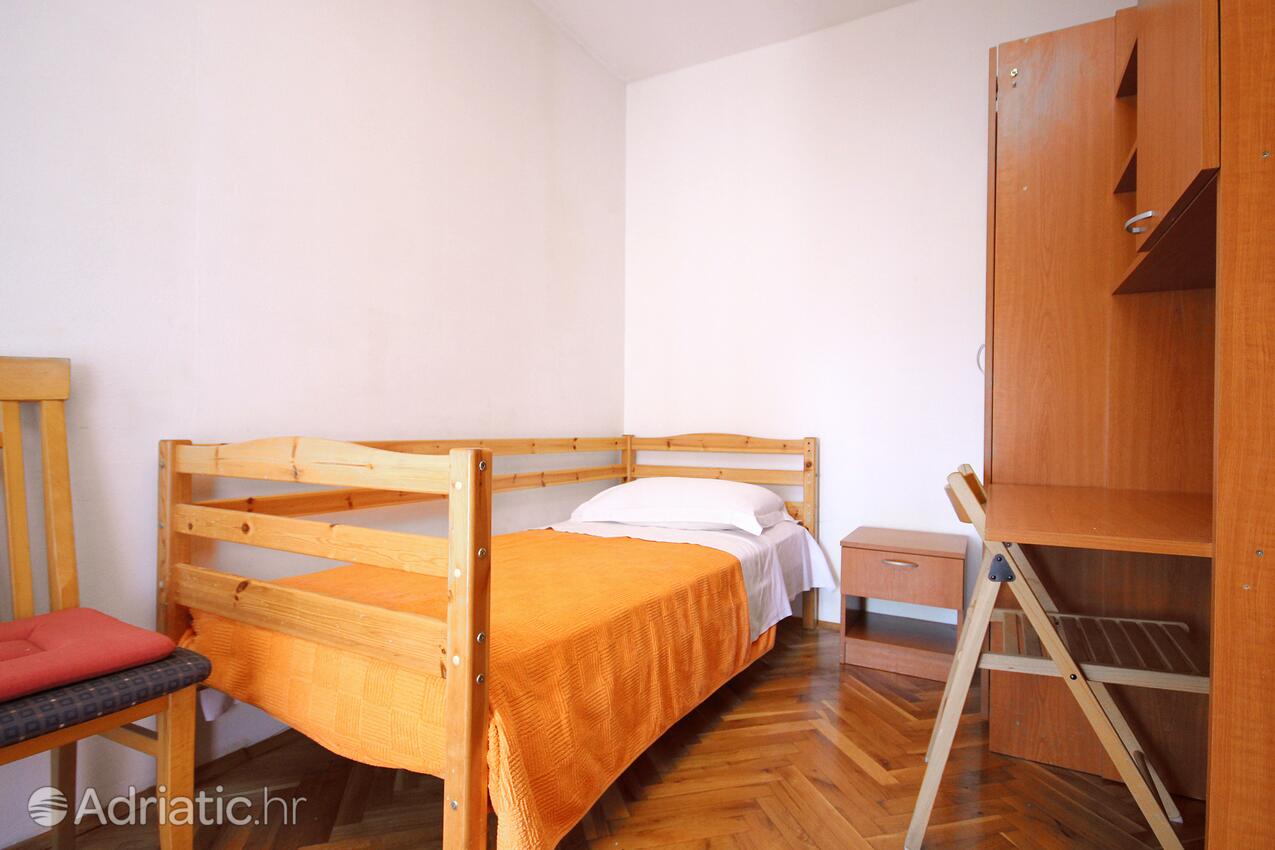 Holiday apartments Split - 10315