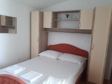 Ferienwohnungen am Meer Stanici, Omis - 1032