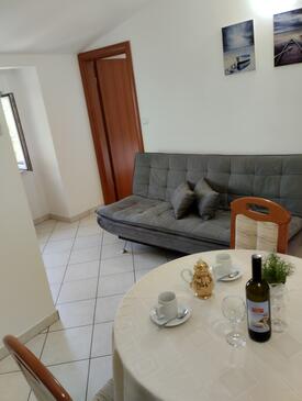Wohnzimmer Pisak, Wohnzimmer in folgender Unterkunftsart apartment, Klimaanlage vorhanden und WiFi.