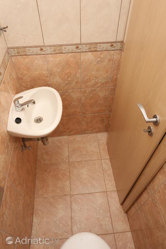 A-10324-a - Private accommodation - Apartments with a parking space Stanići, Omiš