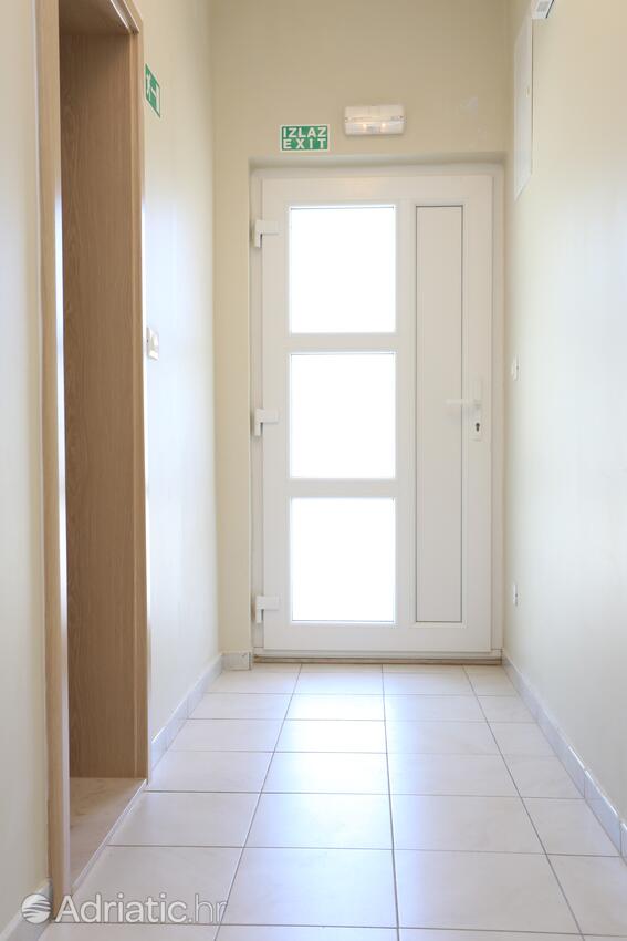 A-10324-a - Private accommodation - Apartments with a parking space Stanići, Omiš