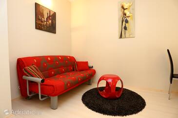 Apartmani s parkingom Stanići, Omiš - 10324