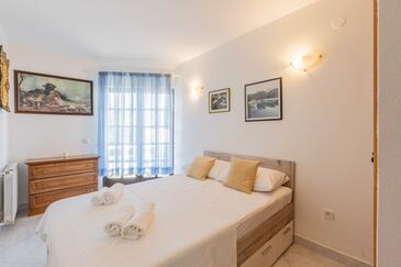 Ferienwohnungen am Meer Zecevo Rtic, Rogoznica - 10334