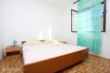 Apartments by the sea Rogoznica - 10338