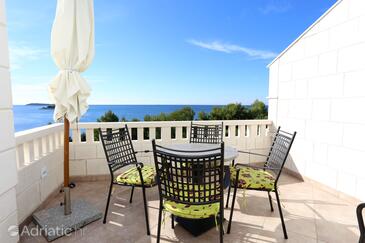 Apartmány a pokoje s parkovištěm  Rogoznica - 10339