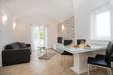 One bedroom apartment Rogoznica (A-10339-d)