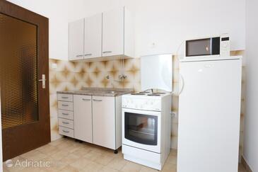 Apartments by the sea Stanići, Omiš - 10350