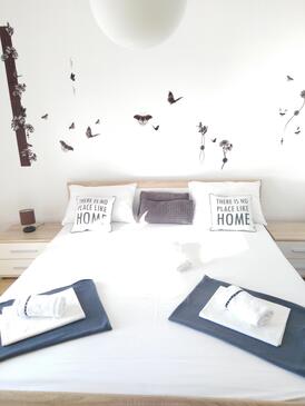 Ferienwohnungen mit Parkplatz Stanici, Omis - 10360