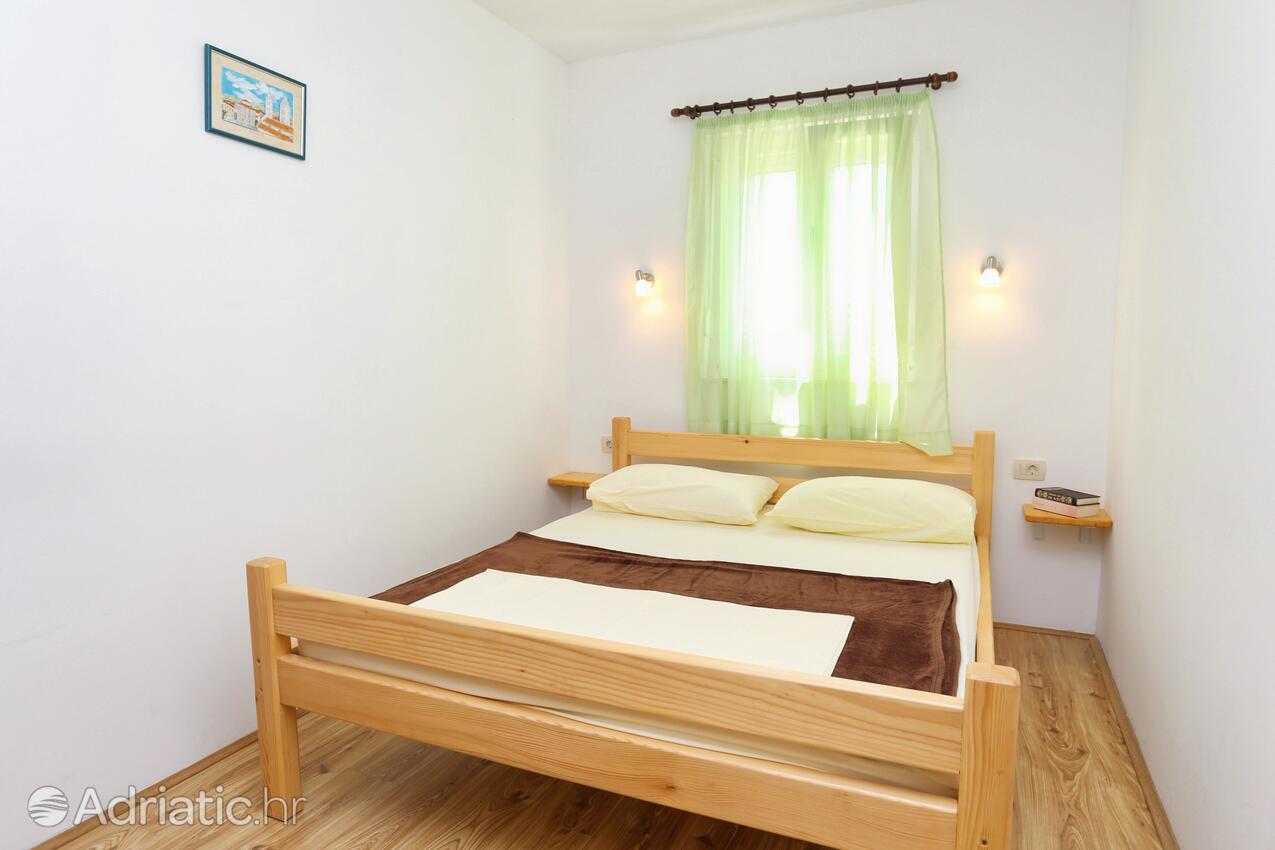 Family friendly house with a swimming pool Kanica, Rogoznica - 10367