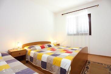 Családi apartmanok a tenger mellett Razanj, Rogoznica - 10373