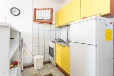 Apartmaji ob morju Seget Vranjica, Trogir - 1038