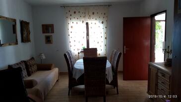 Apartments by the sea Marušići, Omiš - 1040