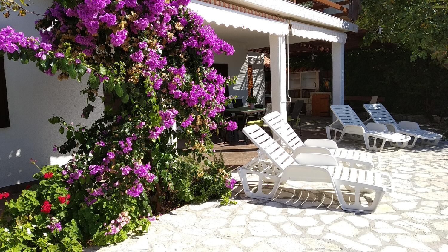A-1040-a - Private accommodation - Apartments by the sea Marušići, Omiš