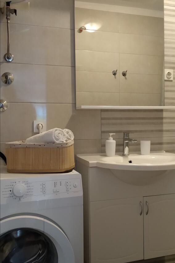 A-1040-c - Private accommodation - Apartments by the sea Marušići, Omiš