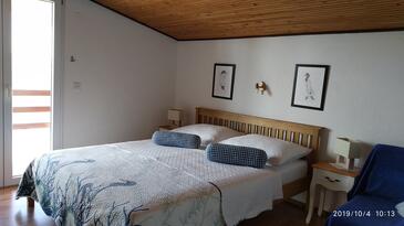 Apartments by the sea Marušići, Omiš - 1040