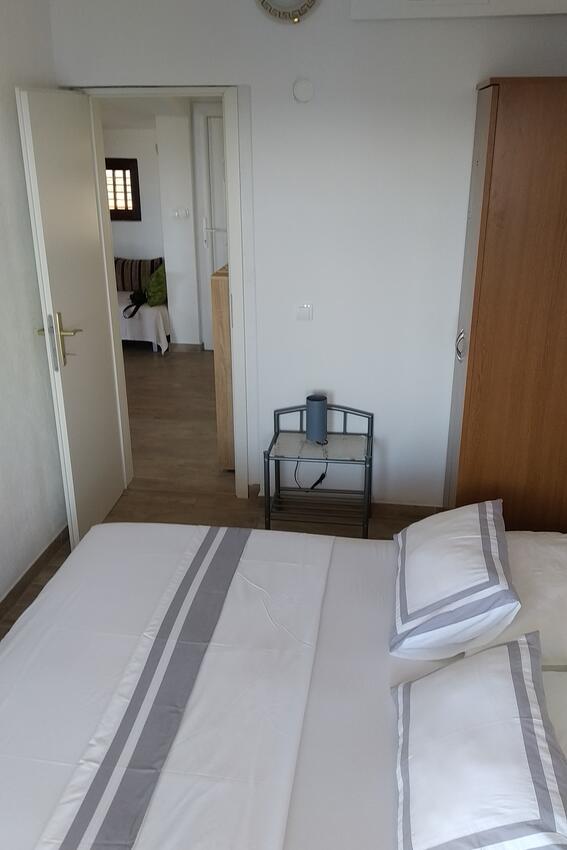 A-1040-d - Private accommodation - Apartments by the sea Marušići, Omiš