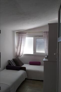 Apartments by the sea Marušići, Omiš - 1040