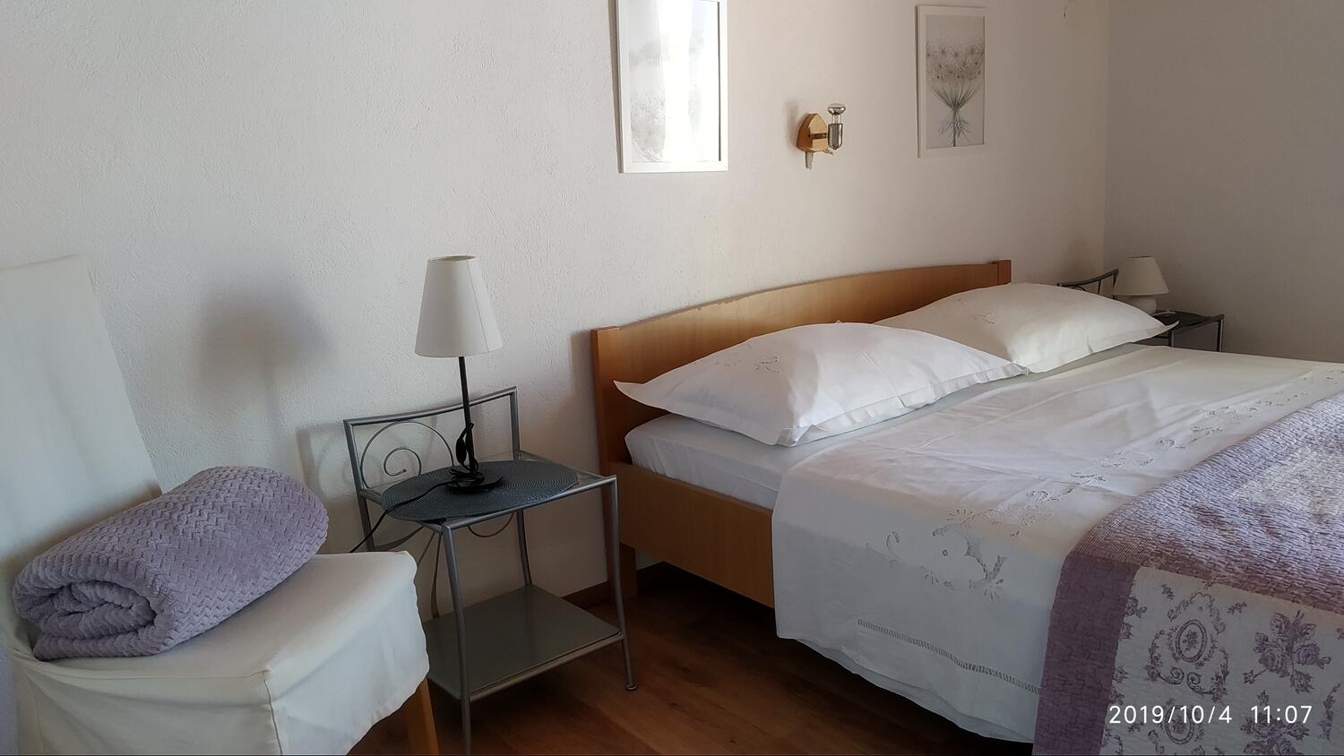 A-1040-e - Private accommodation - Apartments by the sea Marušići, Omiš