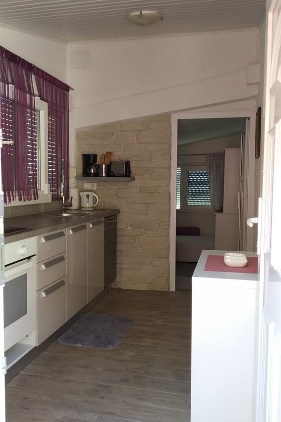 A-1040-e - Private accommodation - Apartments by the sea Marušići, Omiš