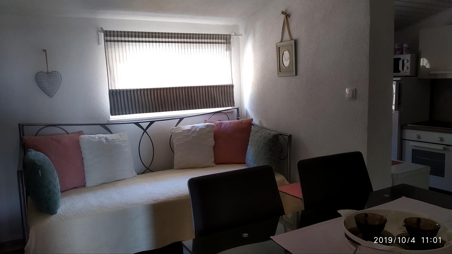 A-1040-e - Private accommodation - Apartments by the sea Marušići, Omiš
